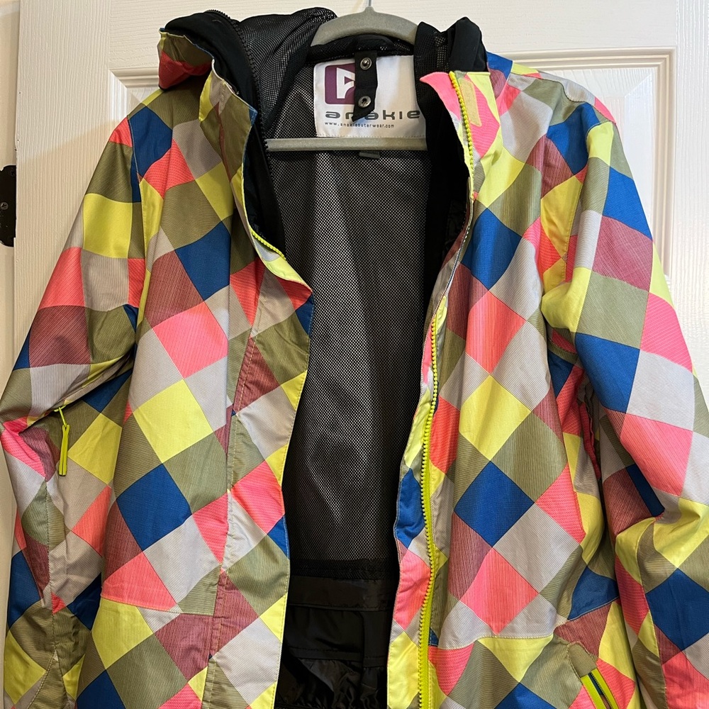 Anakie ladies size S, 3 in 1 Ski/Snowboard jacket / winter coat